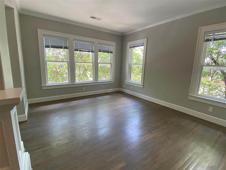 1st image of 4038 Lemmon Ave Ste 204