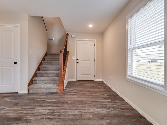 3rd image of 2512 Marcia Ln