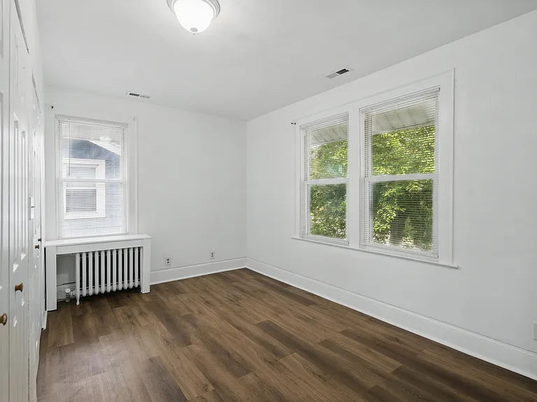 5611 Hampton Blvd — Photo 24