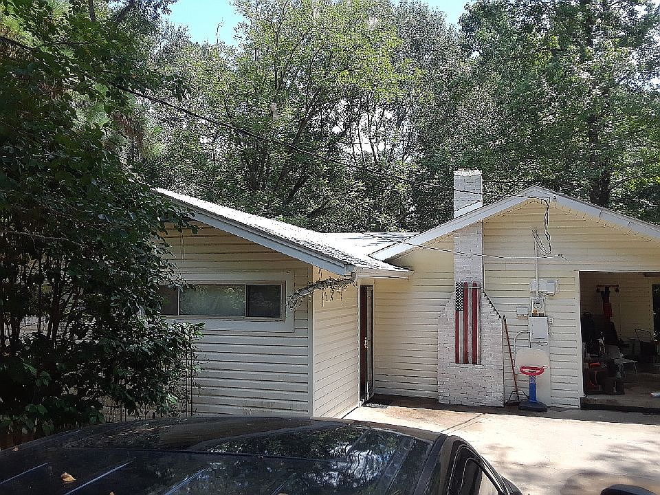 2nd image of 182 Craig Rd