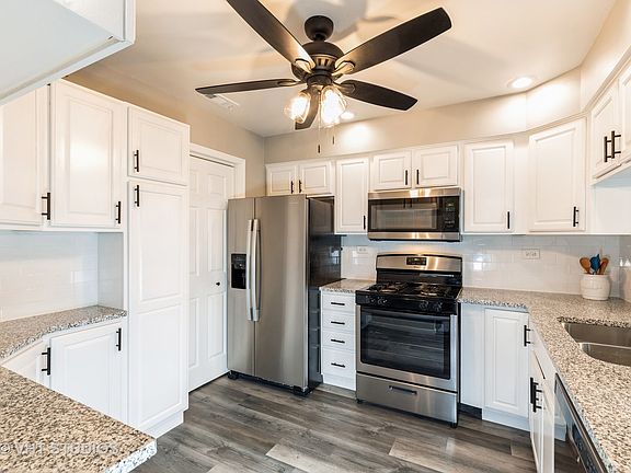 5th image of 8240 Juniper Ct #28B