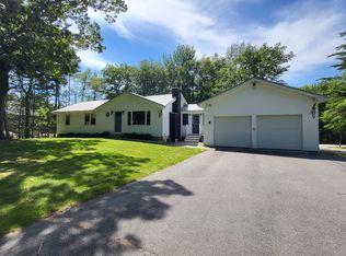 285 Berwick Rd, Ogunquit, ME 03907