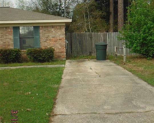 3rd image of 10773 Jolyne Cir