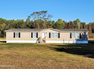 1025 Red Hill Rd, Mount Olive, NC 28365