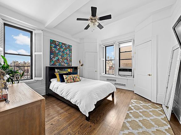 4th image of 135 W 79th St APT 11-D