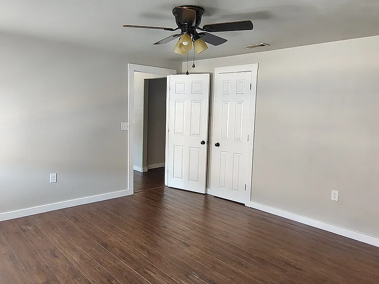 112 W Park St #2 — Photo 12