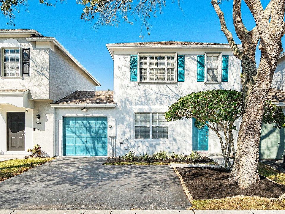 Home For Sale In Plum Harbor