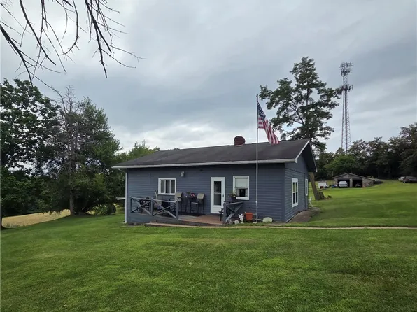 330 Young Ln, Saint Clairsville, OH 43950