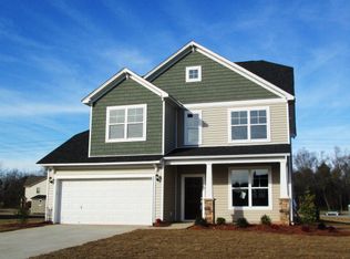 3225 Mathews Dr, Sumter, SC 29154