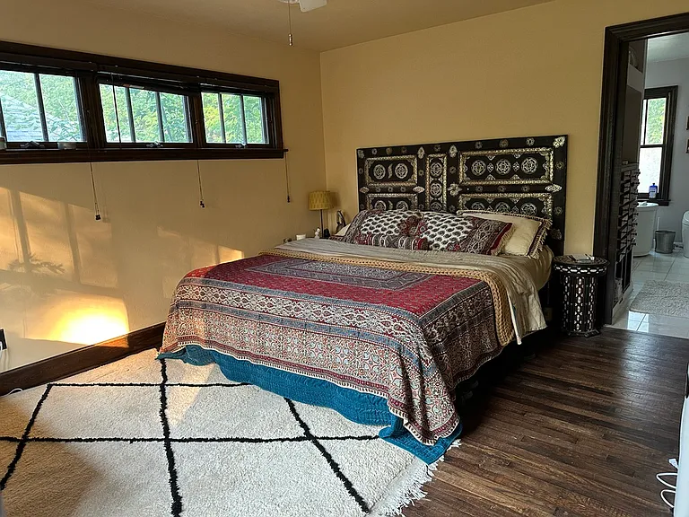 2332 W Lawn Ave — Photo 5