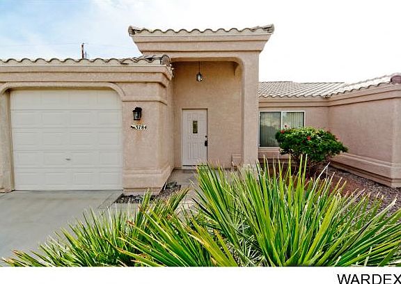 3rd image of 3784 Mission Dr S
