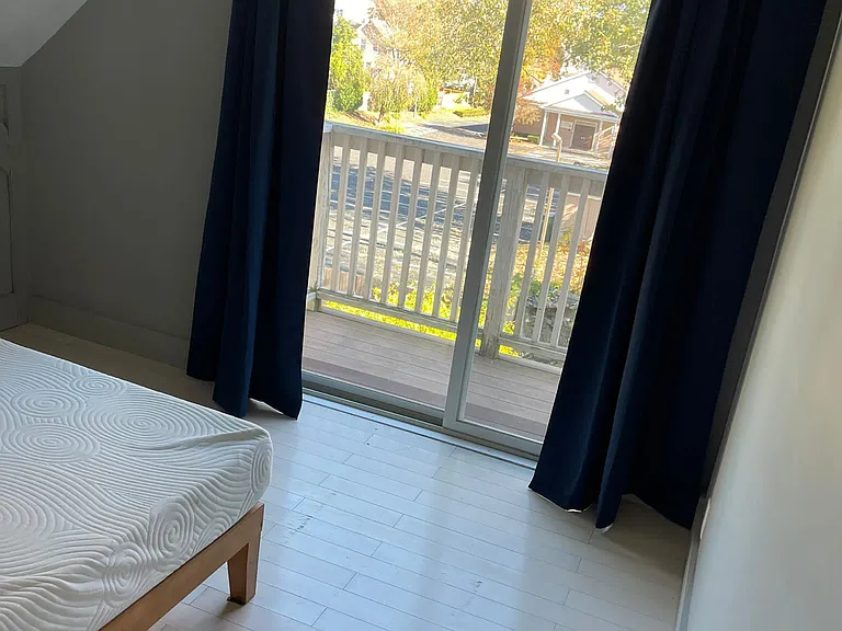 81 Kirtland St #3 — Photo 4