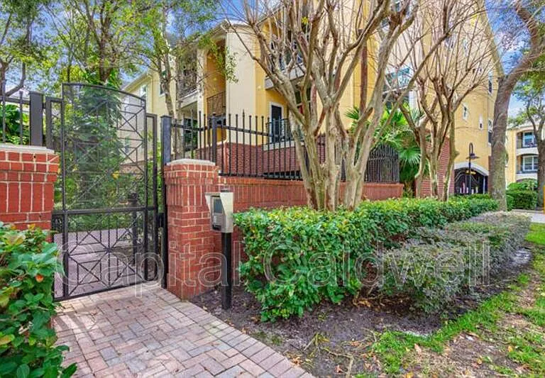 2010 E Palm Ave #15206-Y15206 — Photo 27