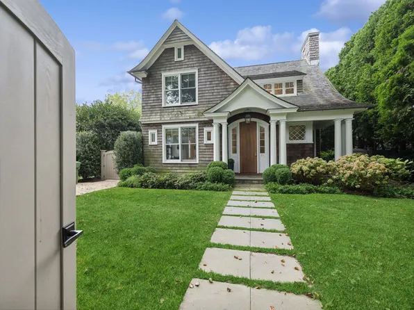 21 Talmage Ln, East Hampton, NY 11937