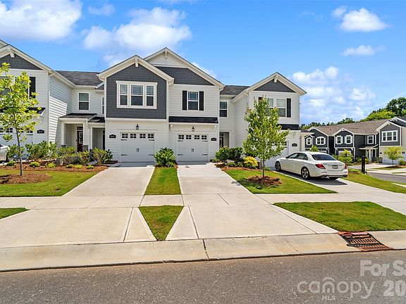 3rd image of 608 Cassidy Ct