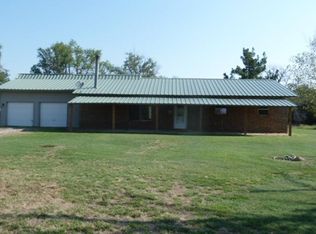 1310 SW Deyo Mission Rd, Cache, OK 73527