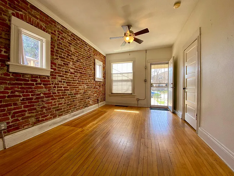 2965 W Denver Pl — Photo 4