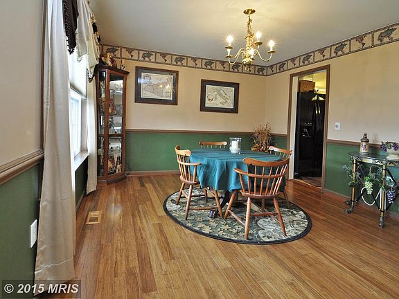 2nd image of 12115 Stonehenge Dr