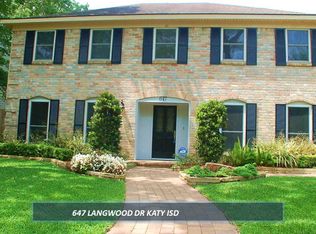 647 S Dr, Houston, TX 77079