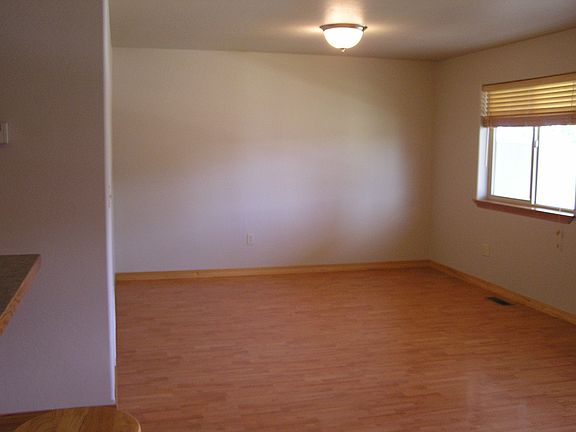 3rd image of 2905 N 27th Ave APT 3