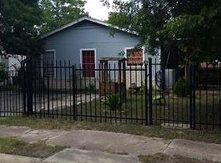 6114 Palm Cir, Austin, TX 78741