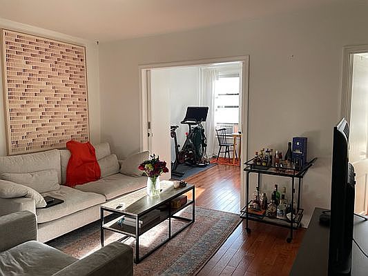 2nd image of 56 Mulberry St APT 3