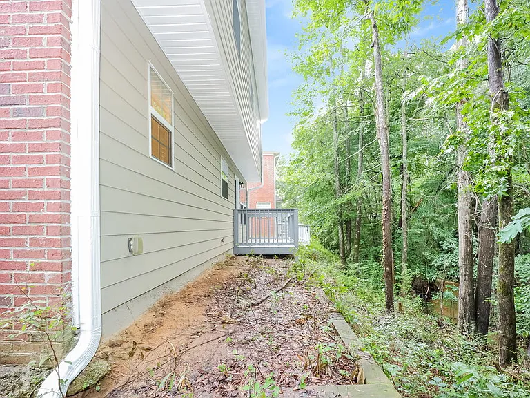 2534 Walter Way — Photo 17