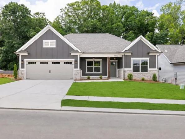 9852 Mayfly Rd, Ooltewah, TN 37363