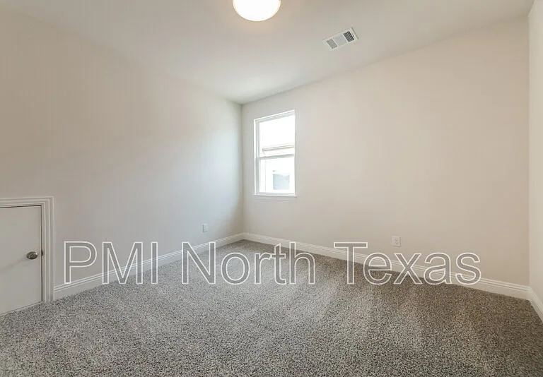 3114 Cordelia Dr — Photo 8