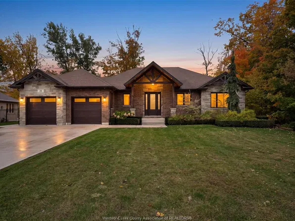 26 Two Creeks Ln, Chatham Kent, ON N0P 2P0