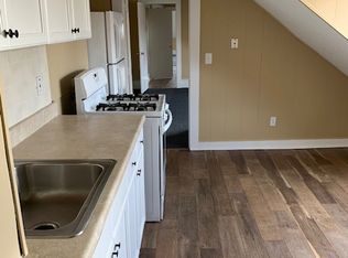 29 Pleasant Pl APT 5, Leominster, MA 01453