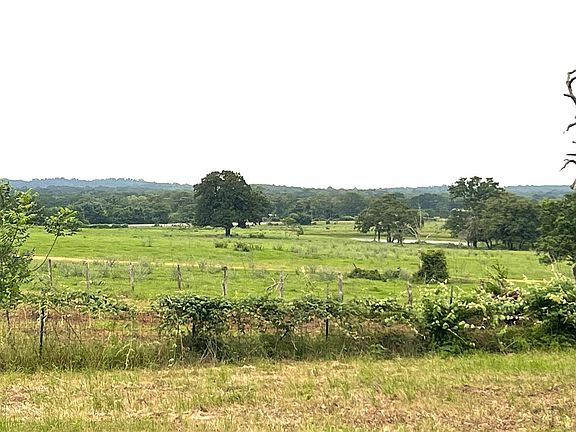 2nd image of 160 Rosanky Cattle Company Rd #R