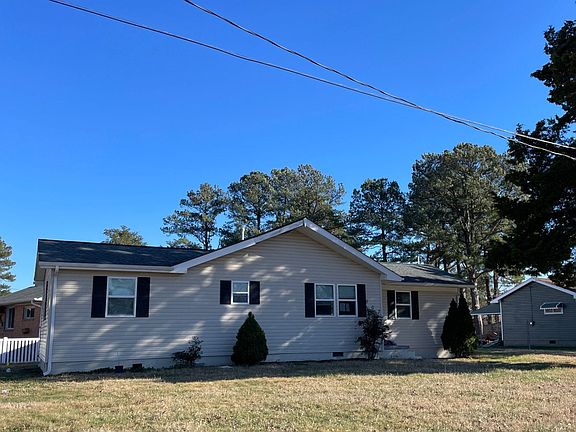3rd image of 507 Viking St