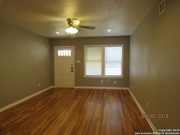 2nd image of 818 W Russell Pl APT 1