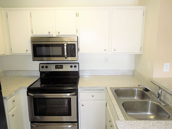 5th image of 6152 Stanton Ave #B104