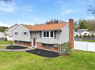 437 Lowell St, Peabody, MA 01960