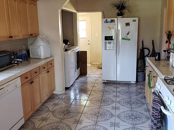 4th image of 181 Figueroa Dr
