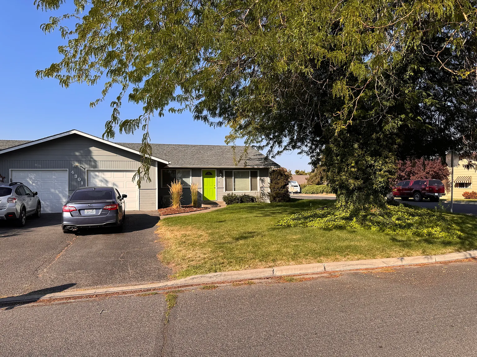 3 bed, 1200 sqft, $2,000 — Photo 1