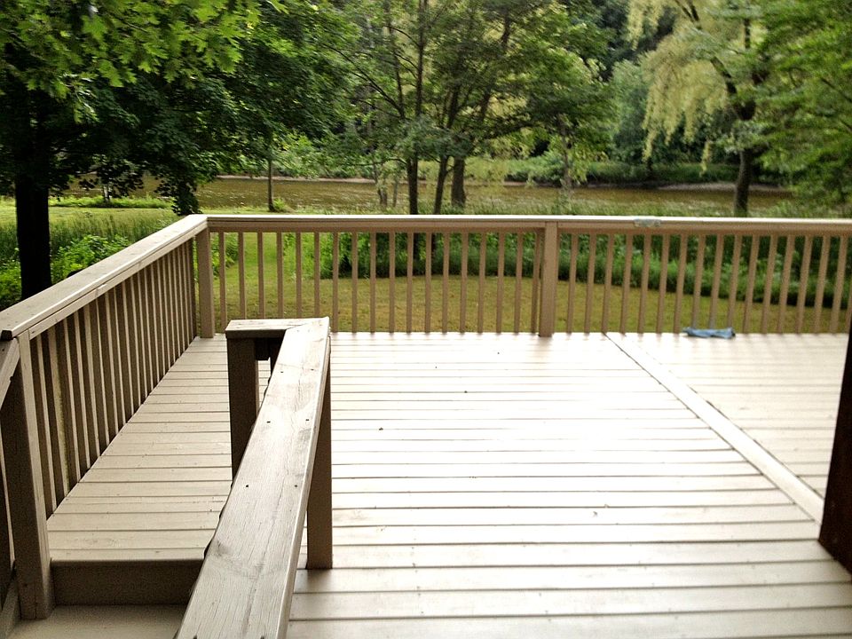1st image of 19101 Arrowhead Ln