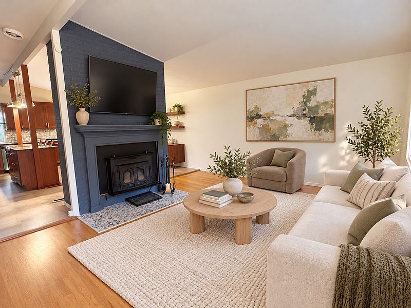 2nd image of 4110 146th Avenue SE