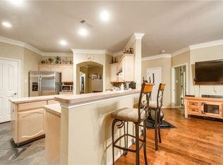 10553 Fossil Hill Dr, Fort Worth, TX 76131