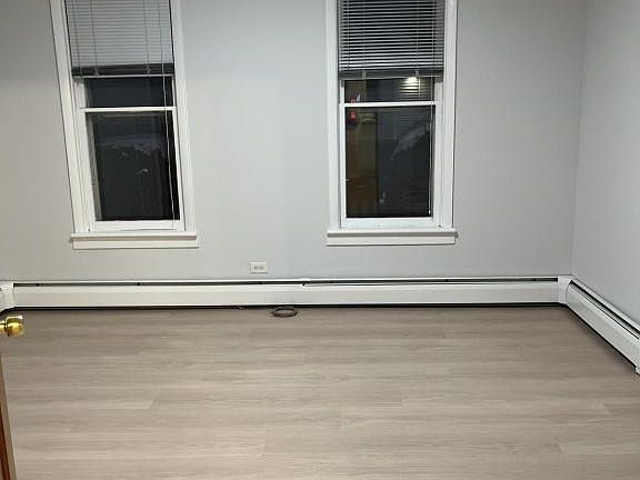 3rd image of 52 Broad St Floor 1