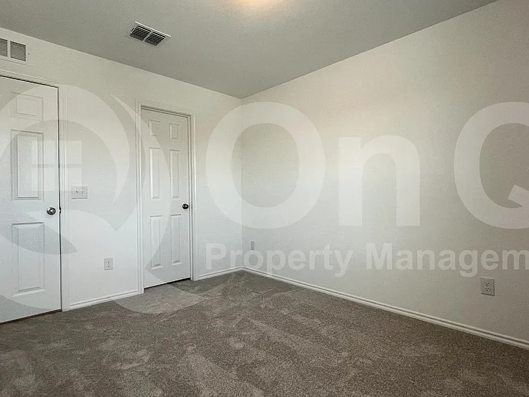 882 Breakwater Dr — Photo 15