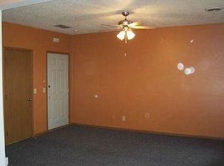 130 Main St S APT 3, Hutchinson, MN 55350