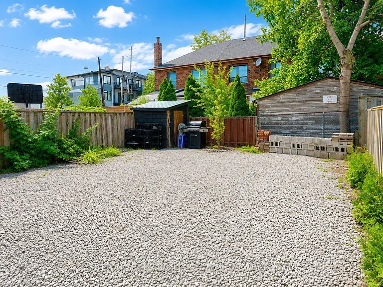 616 Rogers Rd — Photo 11