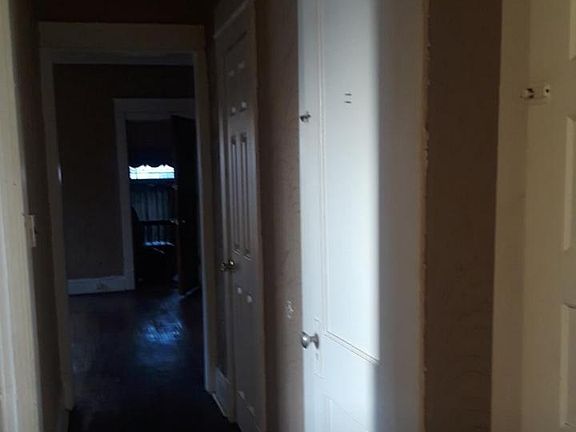 3rd image of 14704 Alder Ave APT 4