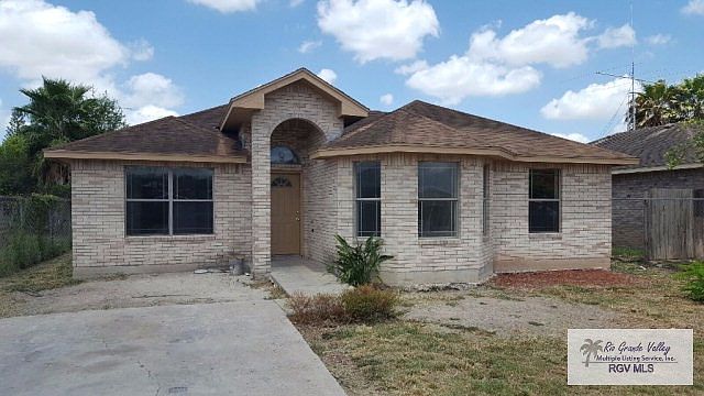 1st image of 2566 Cottage Dr