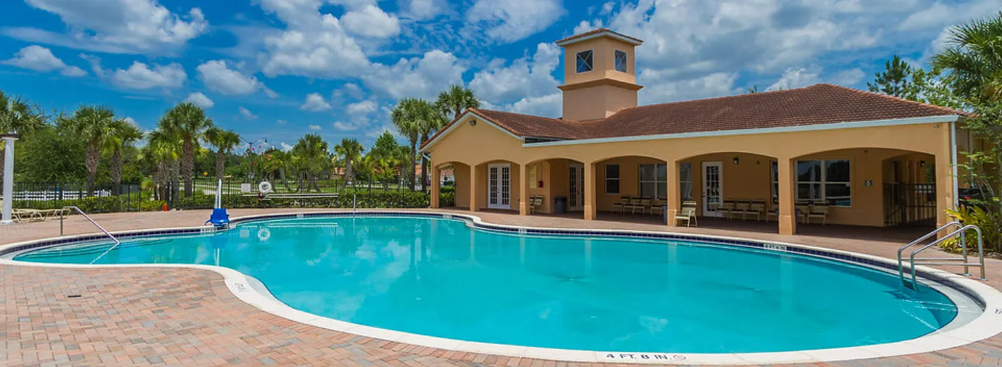 4 bed, 2.5 bath, 1540 sqft, $900 — Photo 1