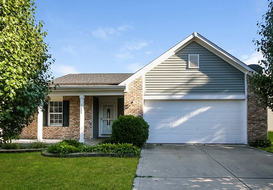 1327 Grand Canyon Cir