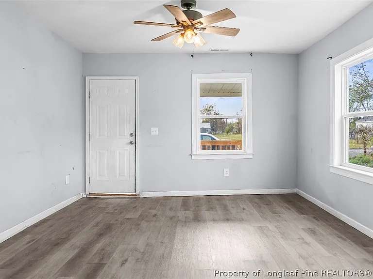 313 S Racepath St — Photo 7